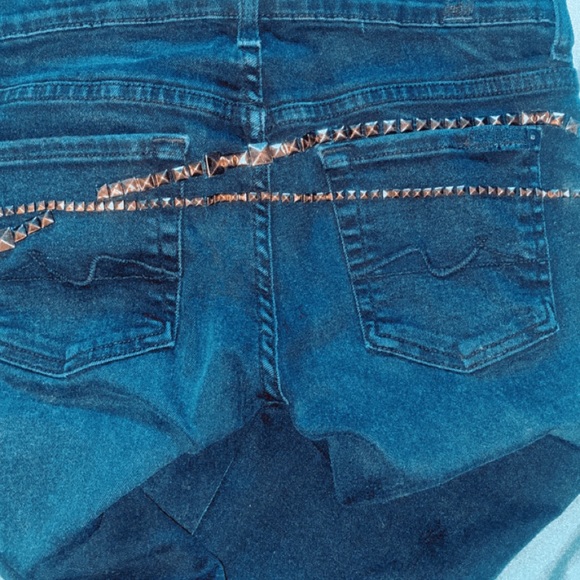 7 for all mankind Skinny jeans w/studs - Picture 4 of 6